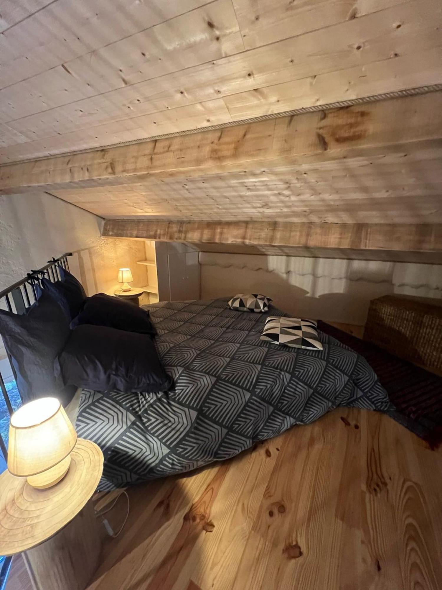 La Chambre Du Cantou Lautrec Exteriör bild